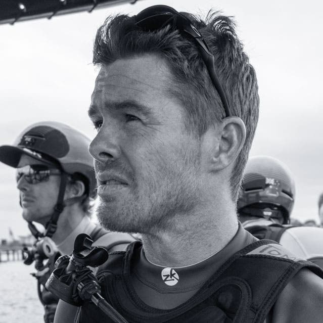 Equipo Zhik - Tom Slingsby