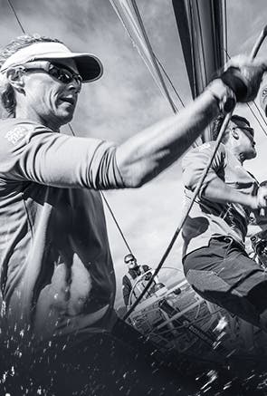 Ropa y equipamiento de vela